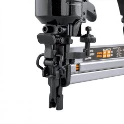 Pneumatic 18-Gauge 7/8 in. Fencing Stapler with Belt Hook by Freeman -Deals Freeman Store freeman specialty nailers pfs18 4f 1000